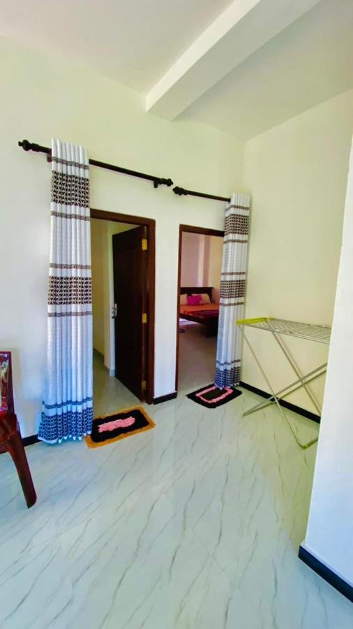 Kaumadi Villa Unawatuna Buitenkant foto