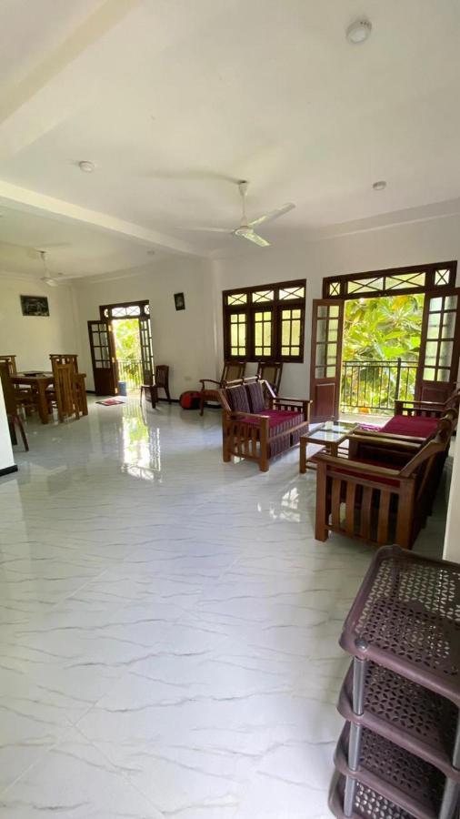 Kaumadi Villa Unawatuna Buitenkant foto