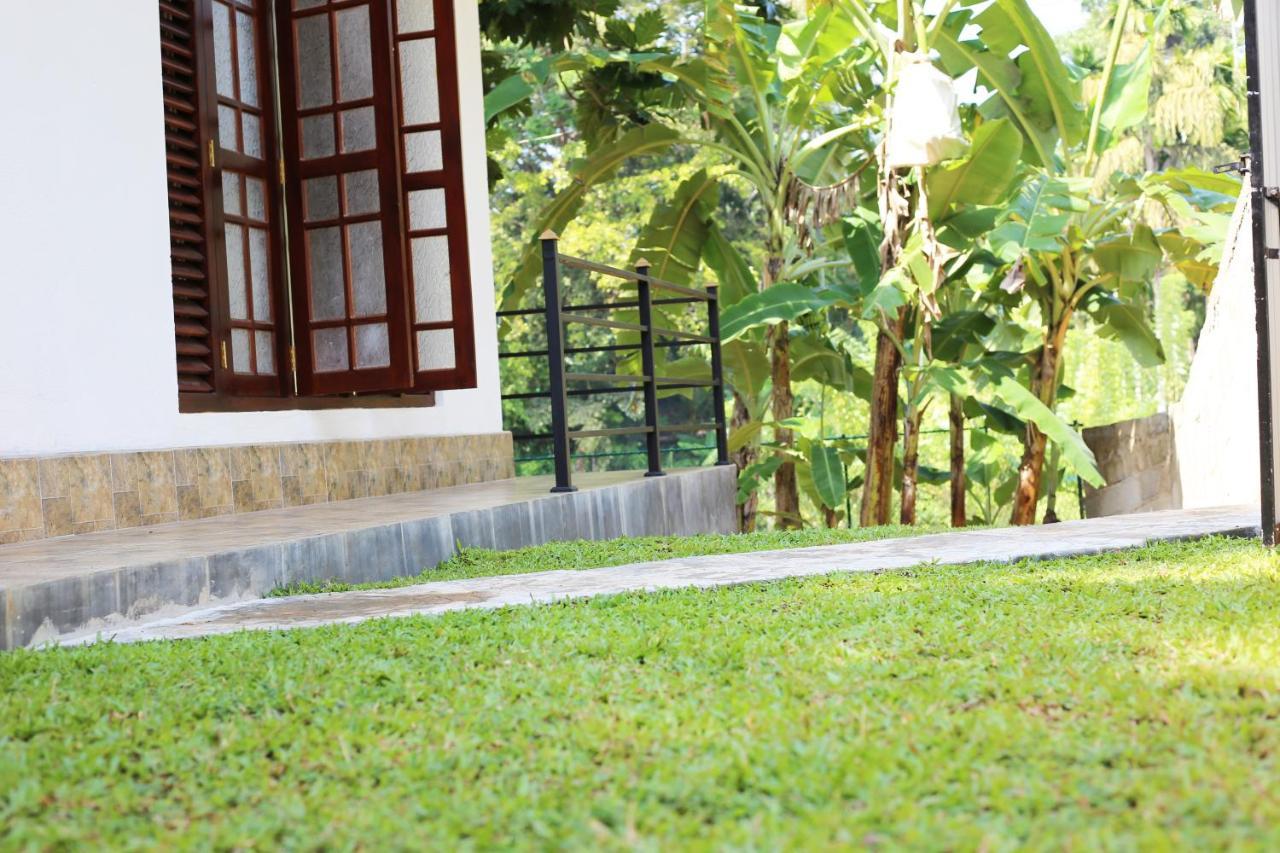 Kaumadi Villa Unawatuna Buitenkant foto